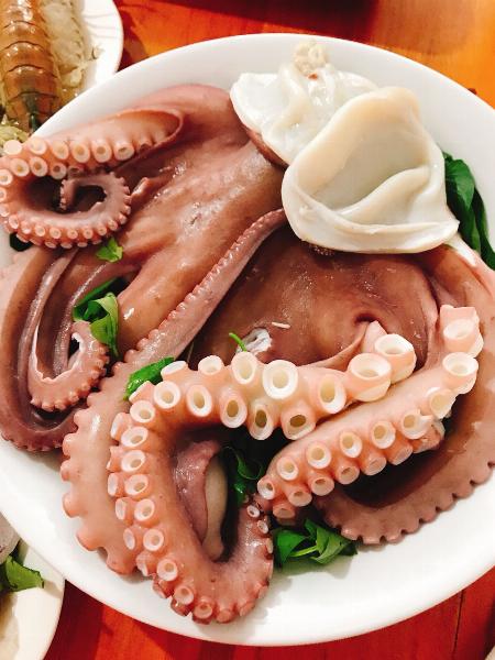 Các món ăn đơn giản với bạch tuộc - Gỏi bạch tuộc đu đủ